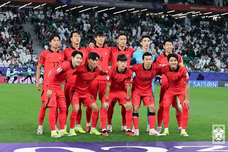 31일 오전 1시(한국시간) 카타르 알 라이얀 에듀케이션 시티 스타디움에서 열린 한국과 사우디아라비아의 2023 AFC 아시안컵 16강 경기 선발로 나선 헌국 선수단.