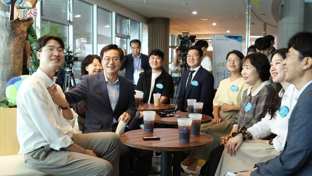 경기도 지난 3년 “일 잘했다” 58 “신뢰한다” 70