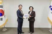 신계용 과천시장 "한국철도공사가 과천정보타운역 개통 일정 차질없도록 협조해달라"
