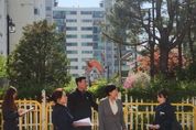 "내 아이처럼"… 호계초 통학로 직접 걸어 본 이채명 경기도의원