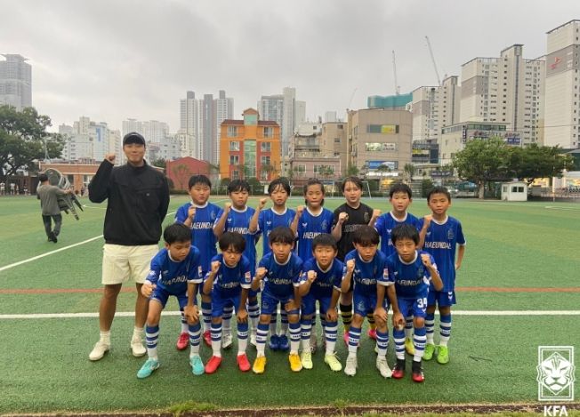 경기 후 부산해운대FC 선수단의 모습.