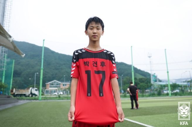 석관중 박건후