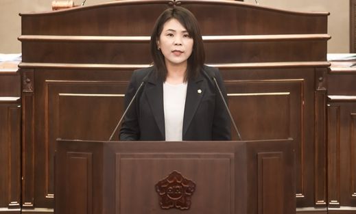 손정자 의원이 제297회 임시회에서 5분 자유발언을 했다.