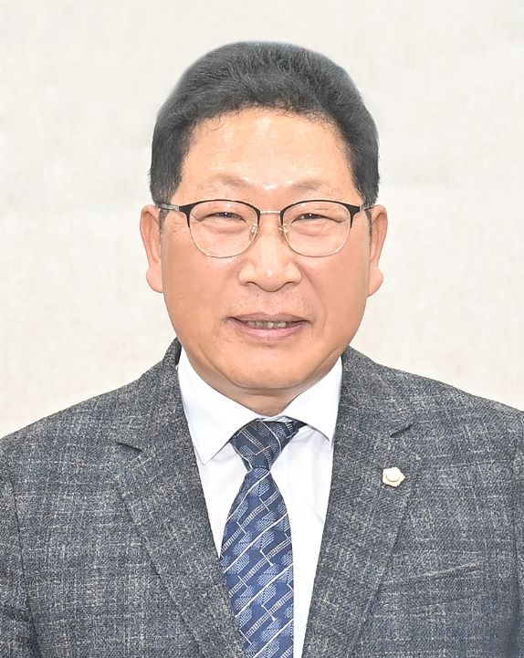 이성철 파주시의회 의장