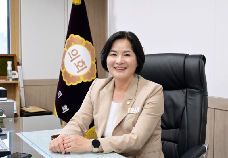 윤순옥 양평군의회 의장