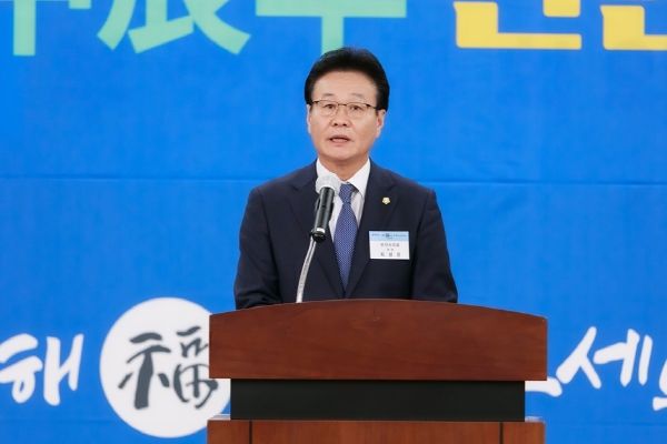 최성운 의장, 부천상의 신년인사회 참석해 상공인 격려