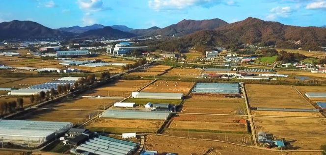 농가들이 있는 처인구 원삼면 전경