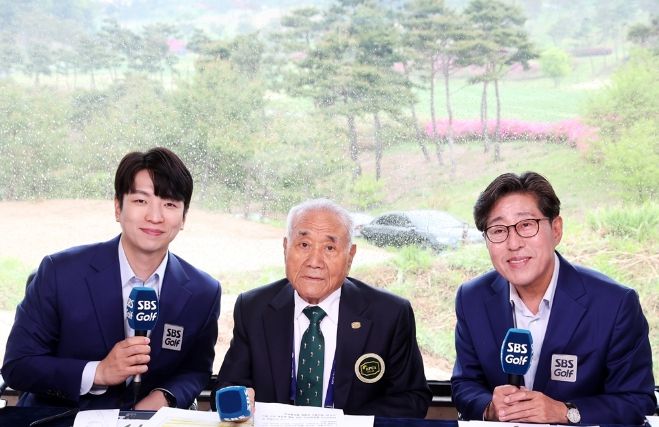 'KPGA 파운더스컵 with 한맥CC' 3라운드에 객원 해설로 참여한 한장상 고문