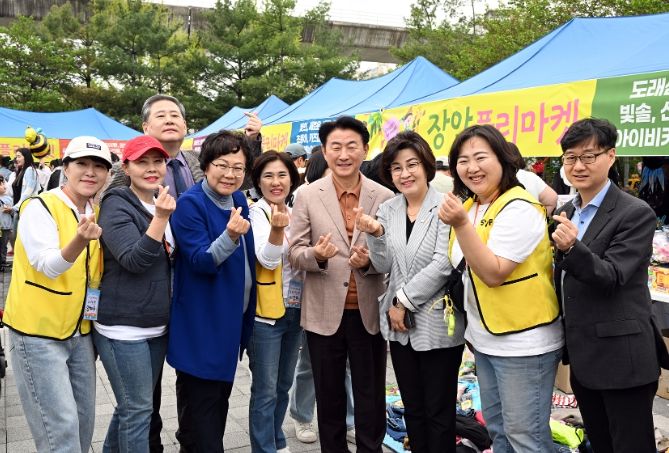 의정부시의회, 어린이집연합회 킨더플리마켓 참석
