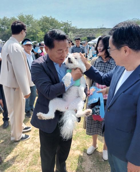 경기도의회 농정해양위원회, 반려마루 화성과 함께 반려문화 증진