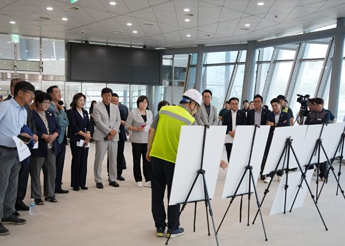 평택시의회, 서해선 복선전철 영업시운전 열차시승 점검