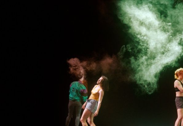 지젤 비엔(Gisèle Vienne) ‘사람들(Crowd)’(©Olivia Bee)