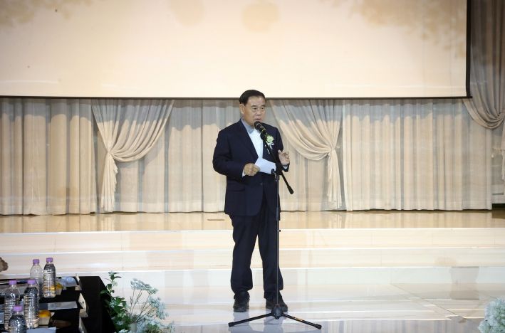 수원특례시의회, 제1회 GJCU 골든그레이 모델선발대회 개최 축하