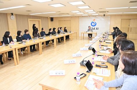 아동 돌봄센터 간 협력 및 네트워크 구축을 위한 간담회 모습