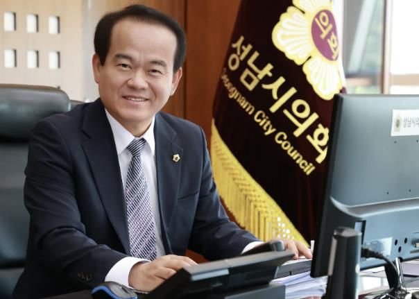 성남시의회 , 2025년 성남시 예산 3조 8298억 확정! 지역경제의 회생! 신속한 사업 추진이 관건