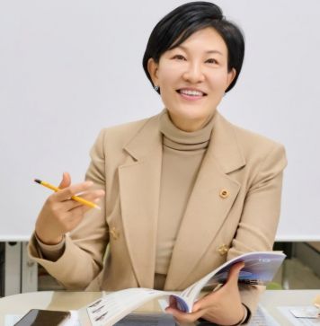 경기도의회 기획재정위원회 이채명 의원(더불어민주당, 안양6)