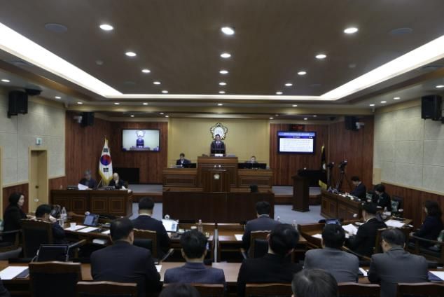 가평군의회, 제327회 임시회 폐회