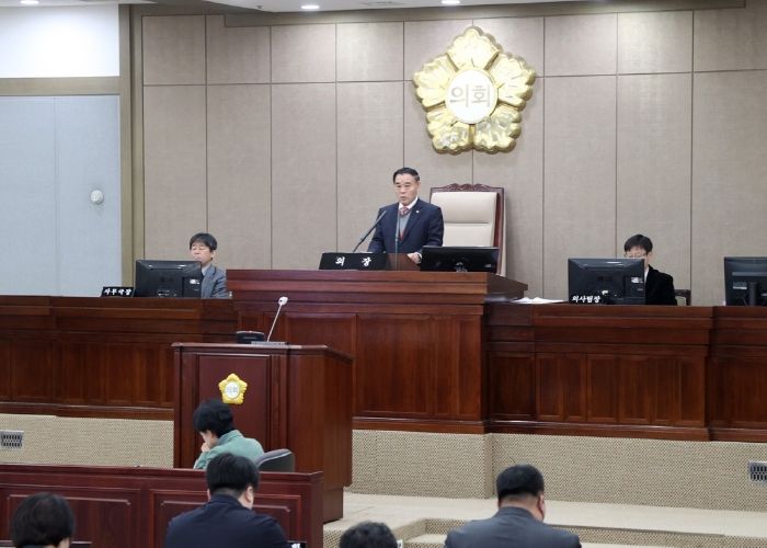 수원특례시의회, 제390회 임시회 개회