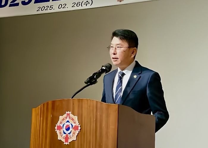 경기도의회 윤성근 부위원장, 2025년 경기도재향군인회 정기총회 축사 진행