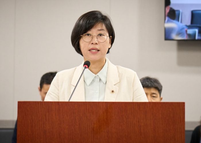 경기도의회 안전행정위원회 이은미 의원(더불어민주당, 안산8)