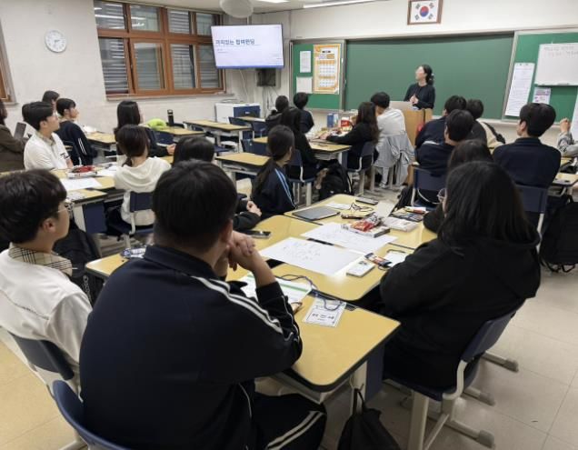 꾸미청소년문화의집은 서해고등학교 학생들과 함께 ‘가치있는 참여펀딩’를 개시했다