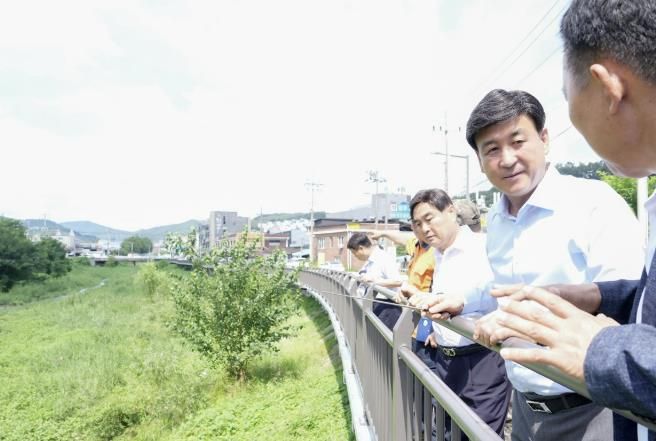 광주시, 직리천 보행자 데크도로 준공 - 안전하고 쾌적한 보행환경 조성