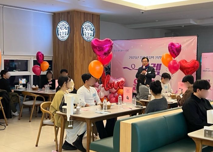 11일 열린 ‘설렘원하남’ 행사에서 이현재 하남시장이 청년들에게 인사말을 전하고 있다.